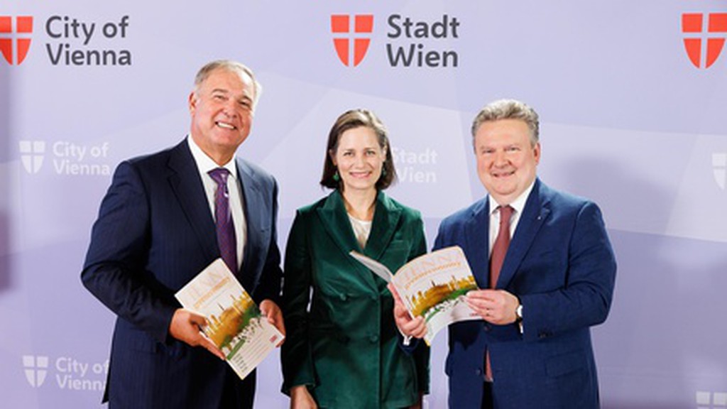 vlnr: WKW-Präsident Walter Ruck, Unternehmerin Sonja Wimmer und Bürgermeister Michael Ludwig  © Florian Wieser