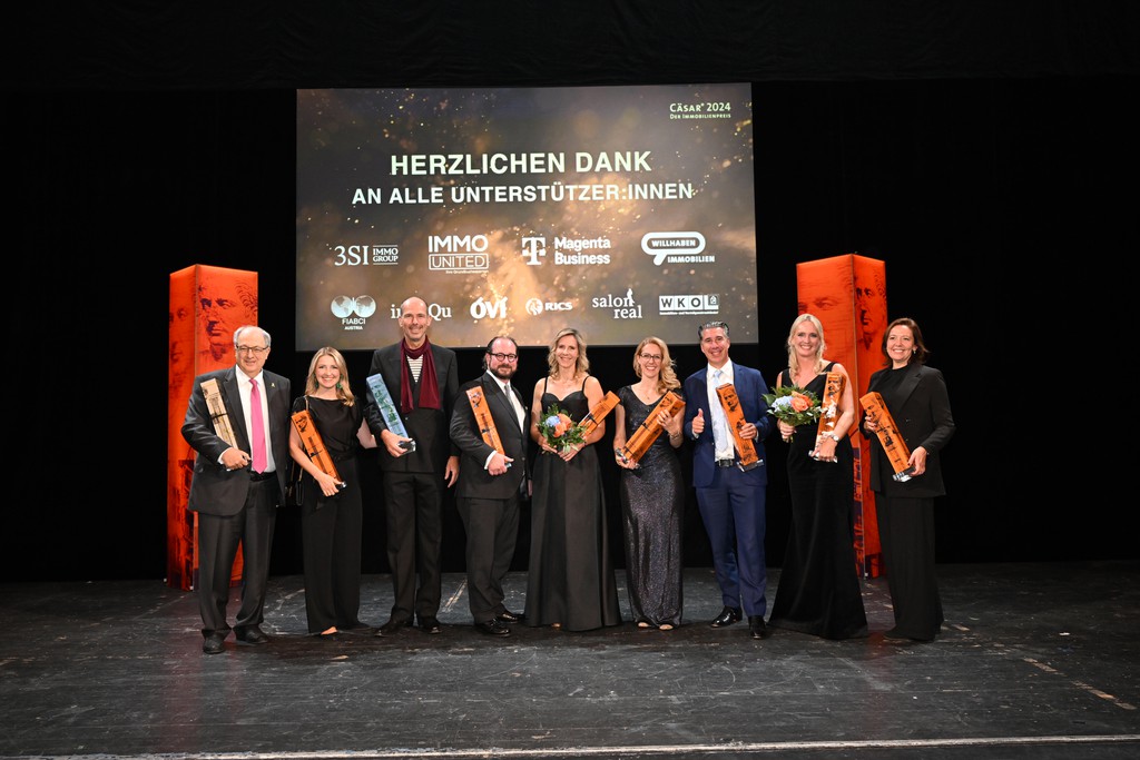 V.l.n.r.: Ariel Muzicant , Bettina Zaininger, Daniel Jelitzka, Stephan Pasquali, Claudia Brey, Daniela Unterholzner, Michael Schmidt, Ellen Moll, Martina Hirsch © Helmut Tremmel/epmedia Werbeagentur