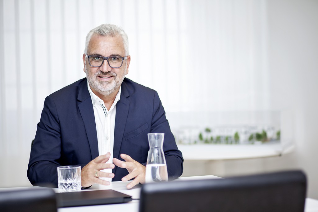 Engel & Völkers Liquid Home-GF Gerald Beirer freut sich über Zuwachs. © Engel & Völkers Liquid Home