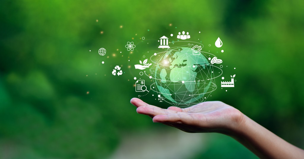 ESG-Expert:innen disktutieren beim  CEE-ESG Forum. © AdobeStock