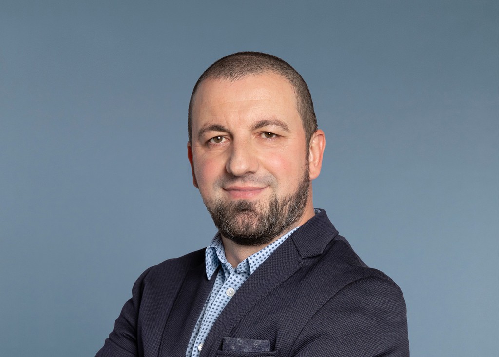 Elvis Penjo übernimmt das fünfköpfige ESG-Team. © Tina Herzl