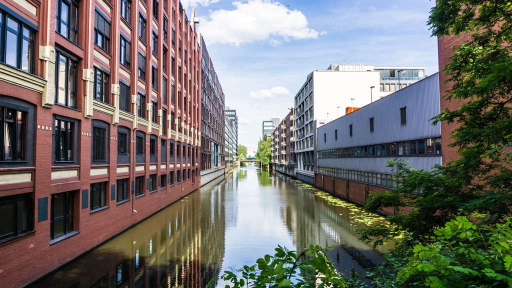 Randlagen und Altbestand ist unter Druck.  © Adobe Stock