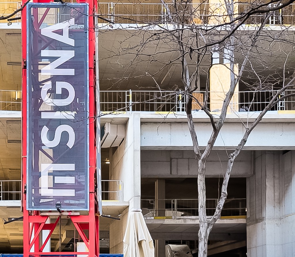 Nachdem die Verwertung der Signa-Immobilien in Österreich eher schleppen voran geht, werden jetzt auch die Geldflüsse knapp vor der Insolvenz durchforstet. © Agata Kadar - stock.adobe.com