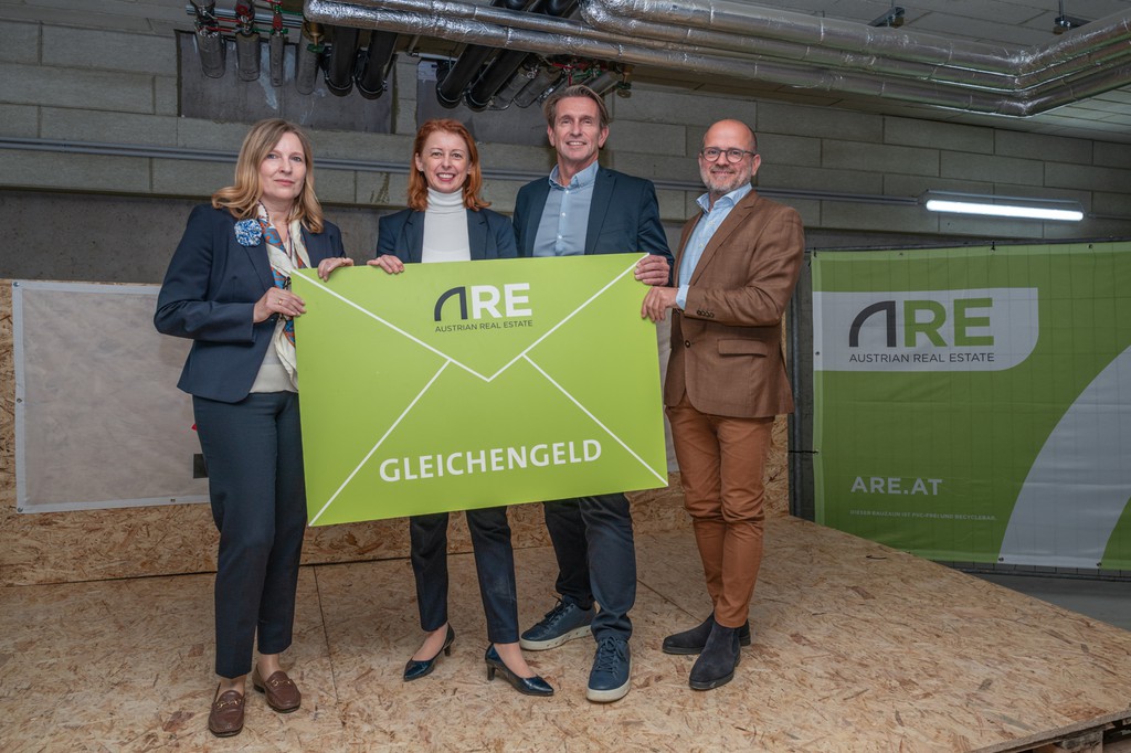 Gleichenfeier-Linke-Wienzeile-Oberlehner_Koban_Fercher_Gornik_Foto Michaela Mosser.jpg © Michaela Mosser