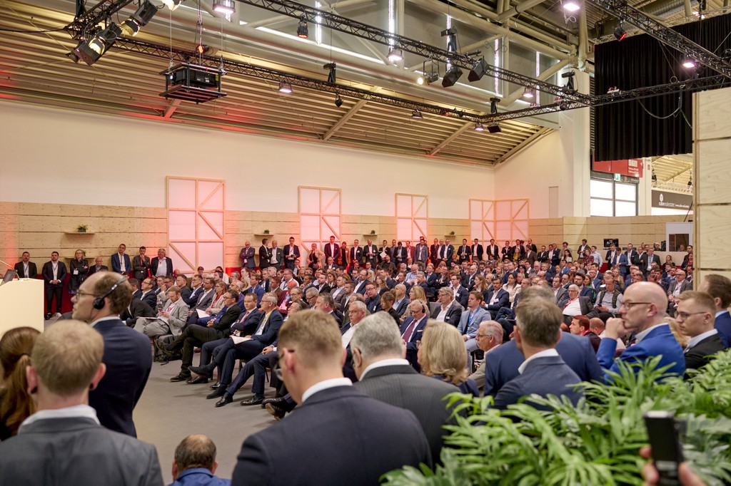 Alle würden gerne wissen, wohin die Reise beim Investment geht © exporeal/ MesseMünchen