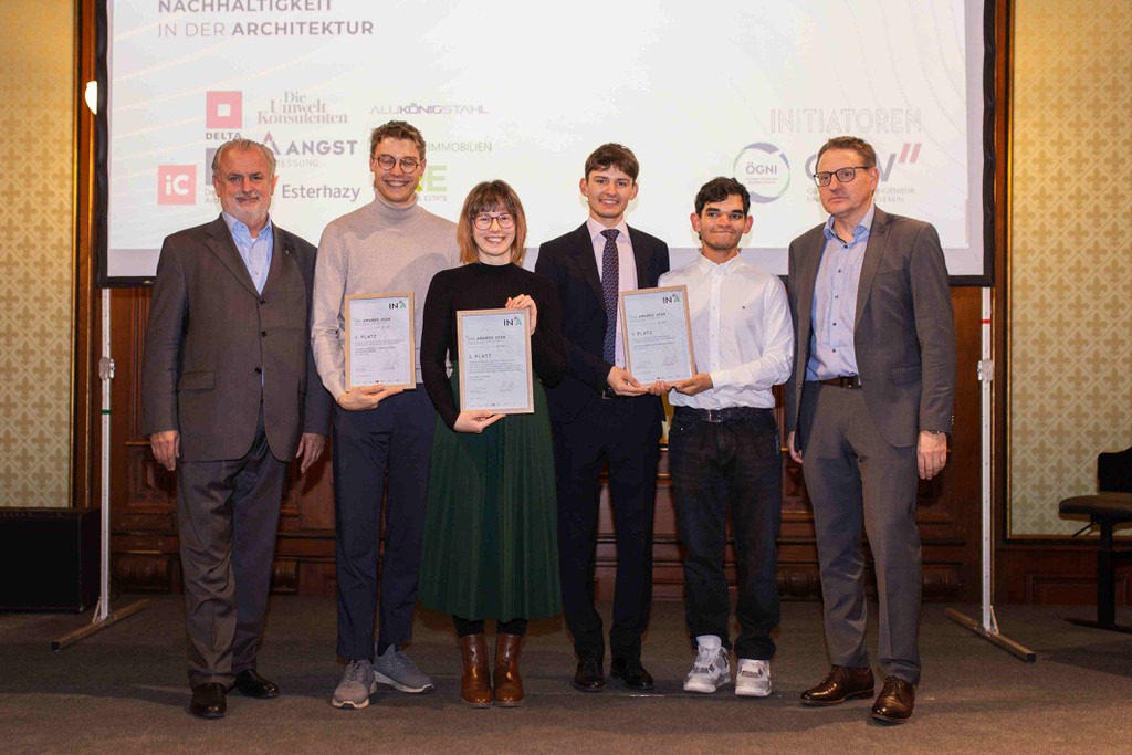 v.l.n.r.: Peter Engert (ÖGNI),Johannes Grünbeck, Elisabeth Leitner, Eduardo Mijailovic, Maximilian Beck, Gerald Goger (OIAV) © INA Award