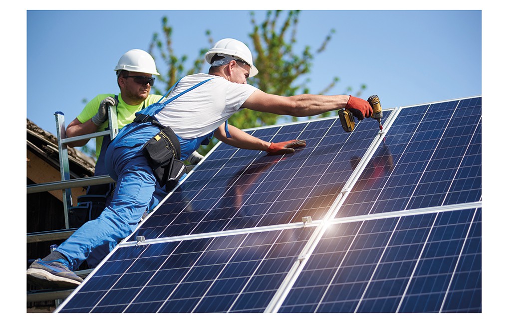 Auch wenn die PV-Kosten sinken, so steigen doch die Baukosten gesamt © stock.adobe.com