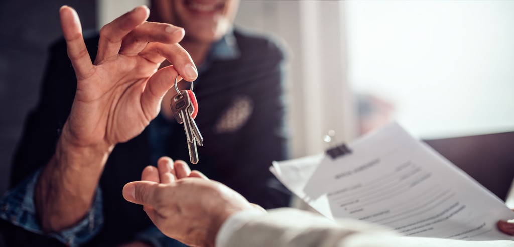 Infina makelt jetzt auch Immobilien © Adobe Stock